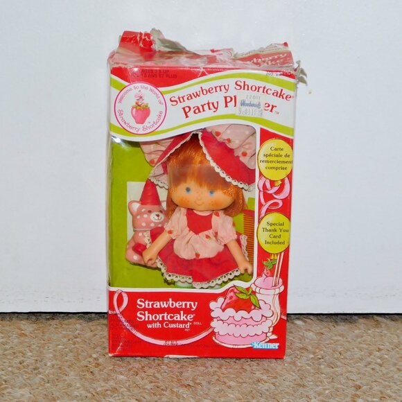 1984 Kenner Party Pleaser Strawberry Shortcake Doll with Custard Complete in Box - Picture 1 of 15